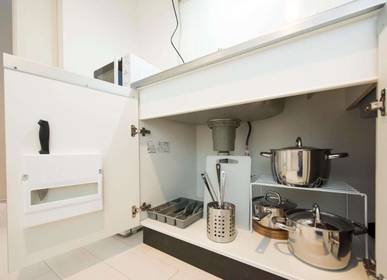 Kamon Apartment Осака Екстериор снимка