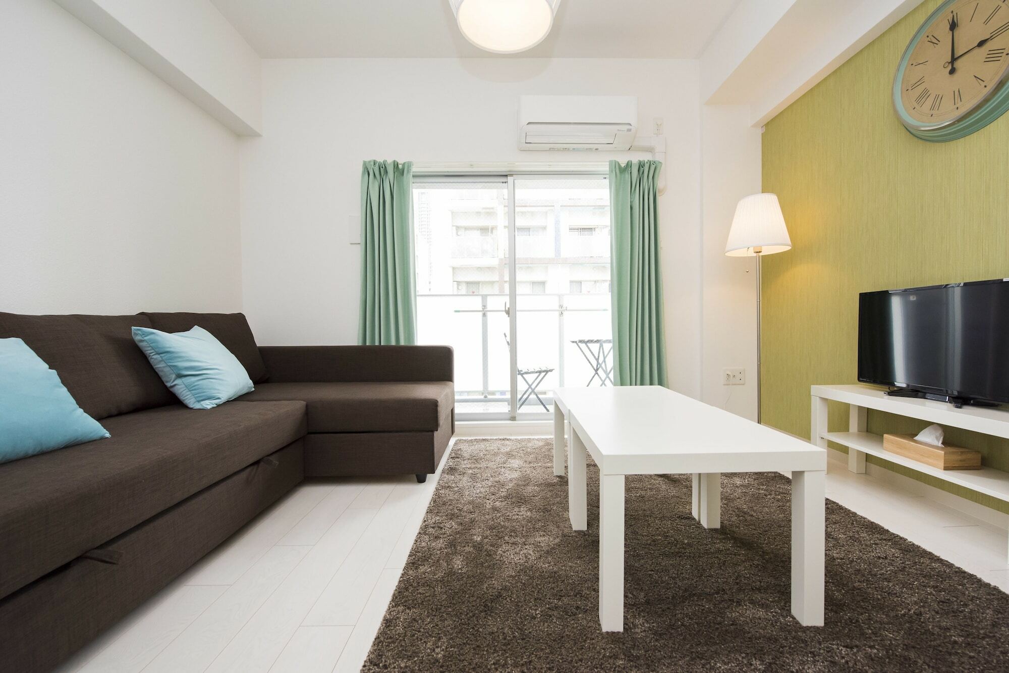 Kamon Apartment Осака Екстериор снимка